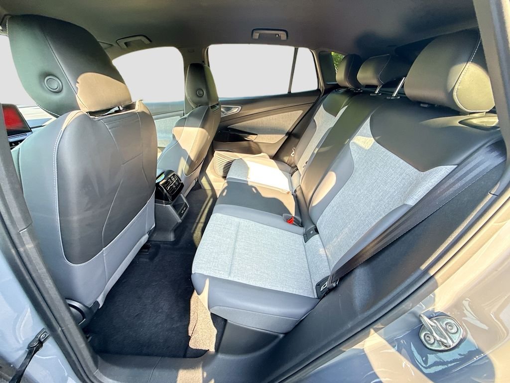 Used 2023 Pure Gray Volkswagen Pro image 24