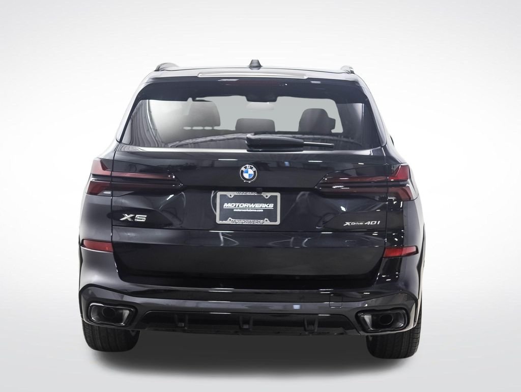New 2026 Black Sapphire Metallic BMW xDrive40i image 4