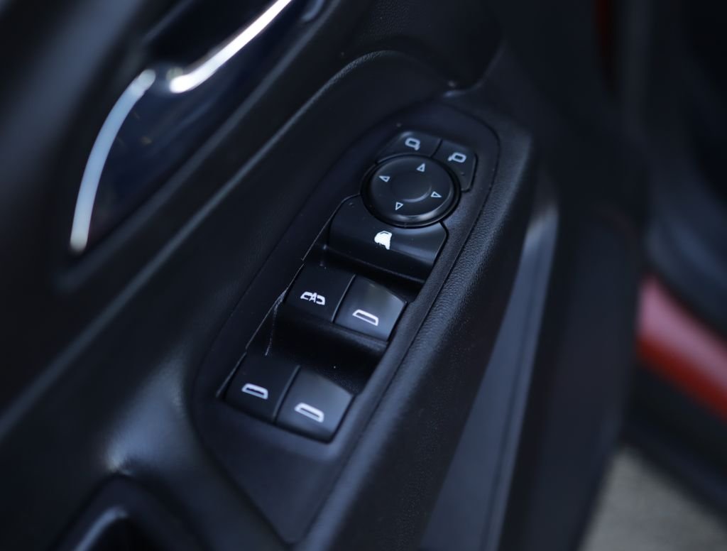 Used 2020 Red Chevrolet LT image 22