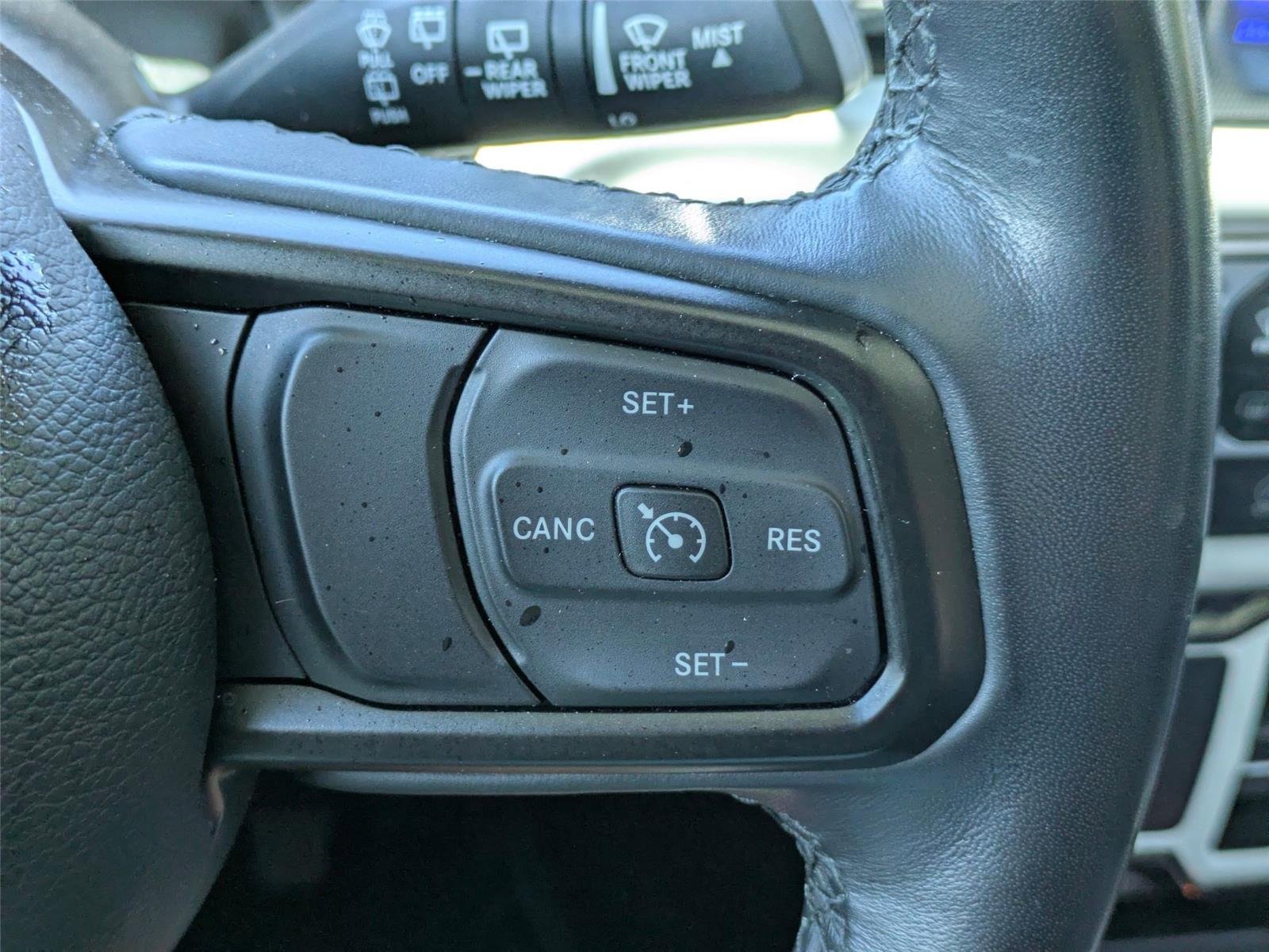 Used 2021 Bright White Clearcoat Jeep Unlimited Sport S image 17