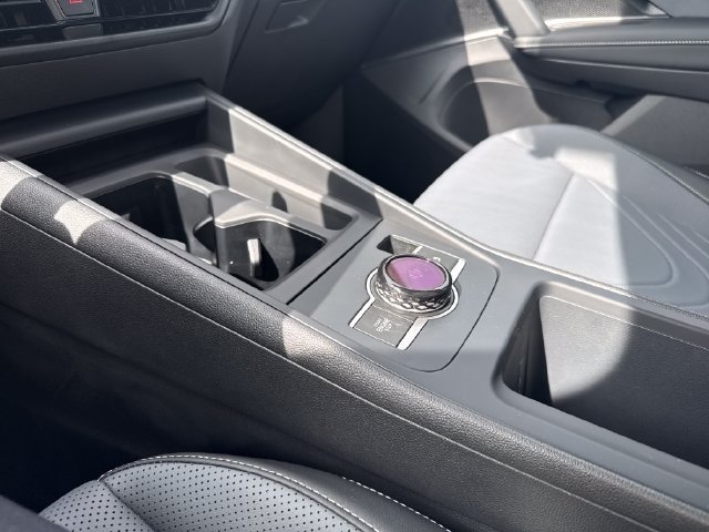 2026 Volkswagen Tiguan SE R-LINE BLACK - Photo 24