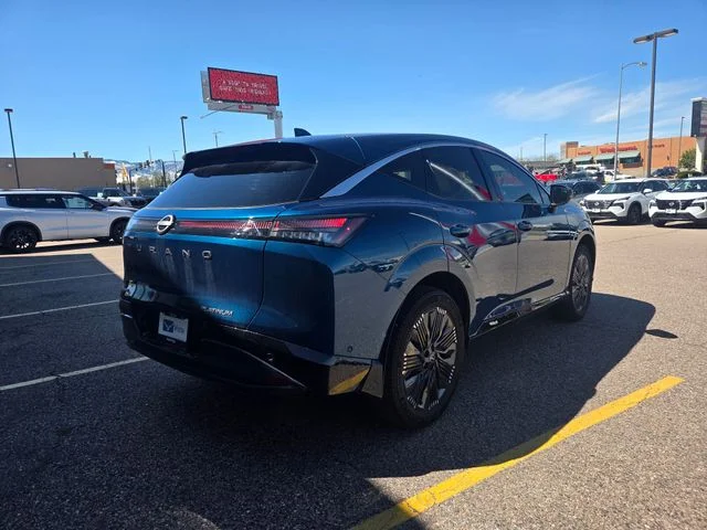Used 2025 Pearl Metallic Nissan Platinum image 6