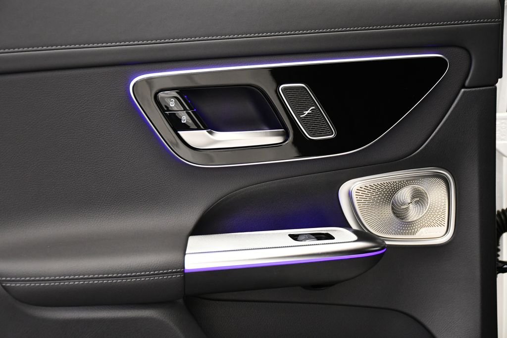 2025 Mercedes-Benz GLC Base - Photo 39