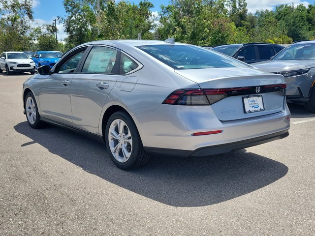 New 2026 Solar Silver Metallic Honda LX image 4