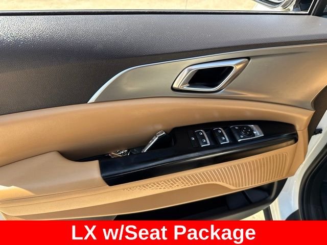 Used 2023 White Kia LX Seat Package image 13