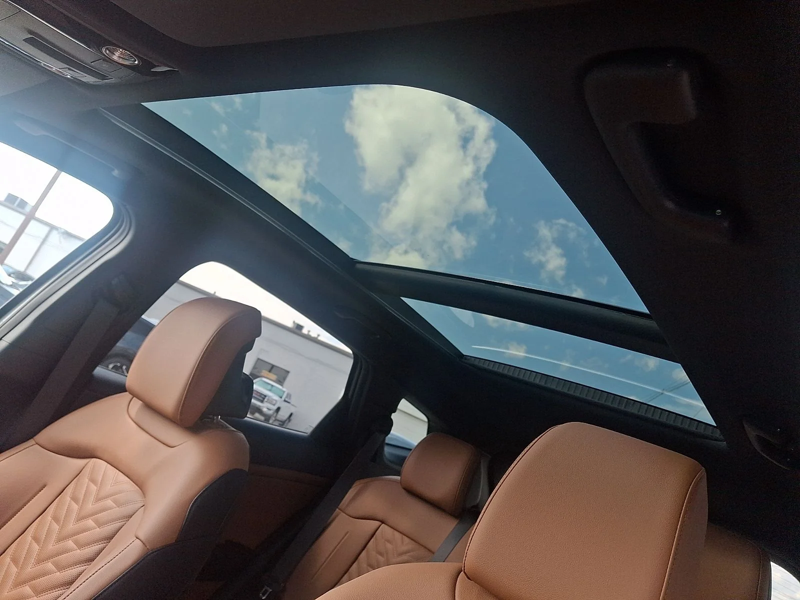 New 2027 Gray Kia X-Line image 15
