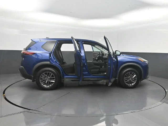 Used 2023 Blue Nissan S image 32