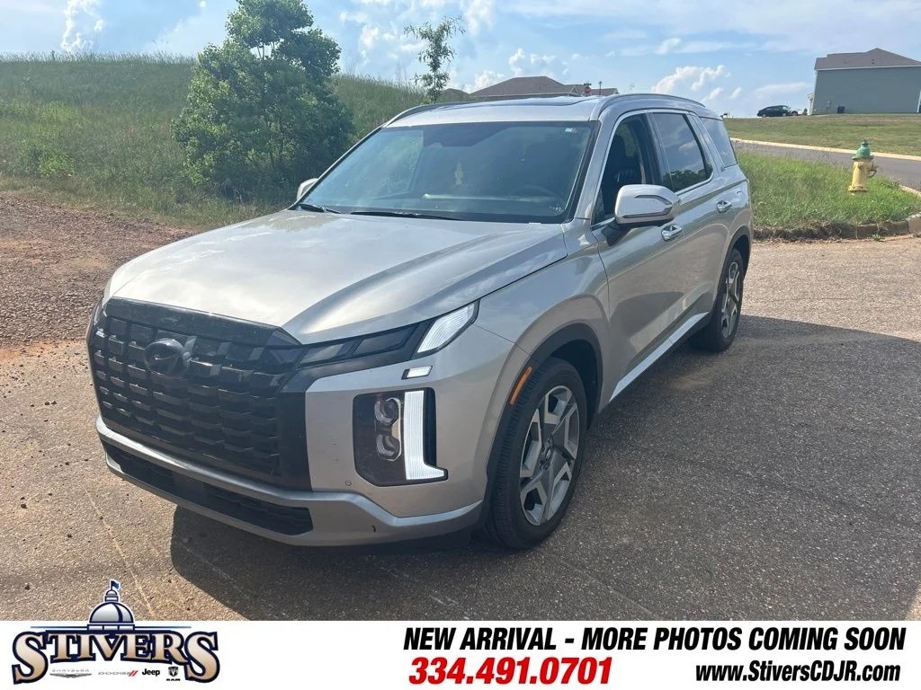 Used 2024 Silver Hyundai Limited image 3