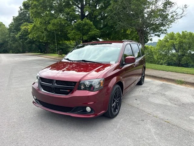 Used 2020 Red Dodge SE Plus image 3