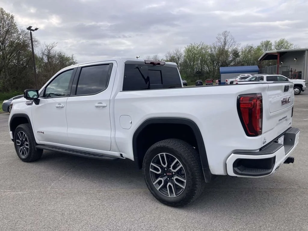 New 2026 Summit White GMC AT4 image 6