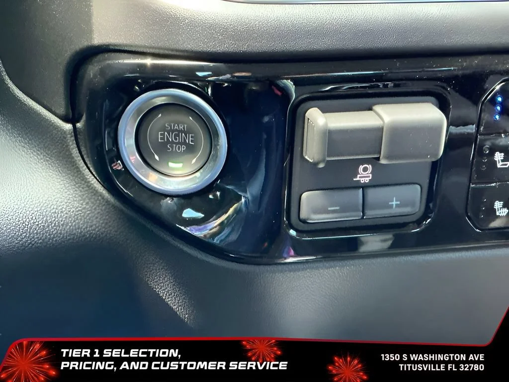 New 2026 Sterling Metallic GMC SLT image 27
