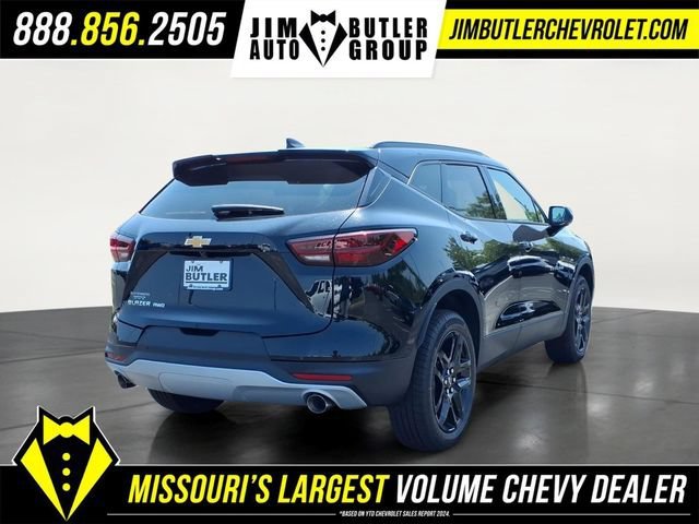 New 2026 Black Chevrolet 2LT image 20