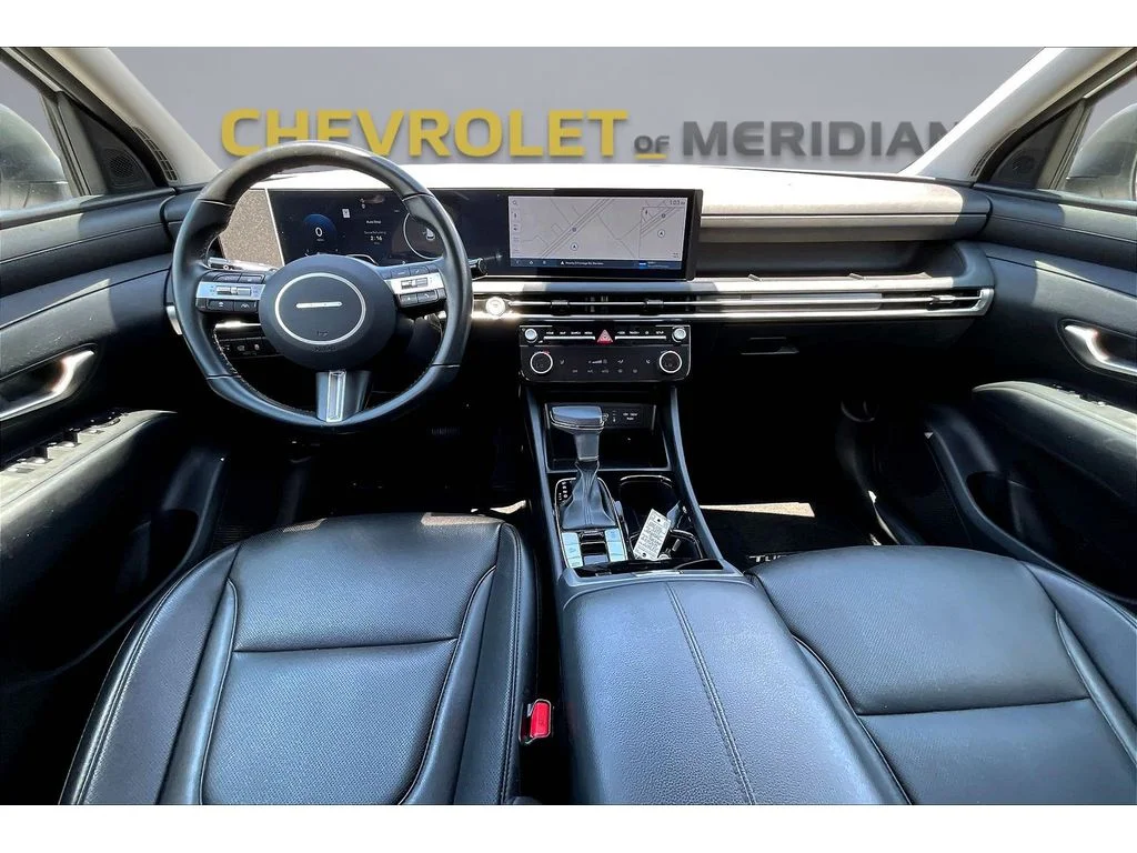 Used 2025  Hyundai SEL Convenience image 13