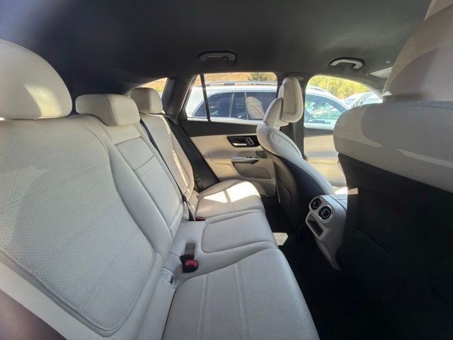 Certified Used 2023 White Mercedes-Benz GLC 300 image 11