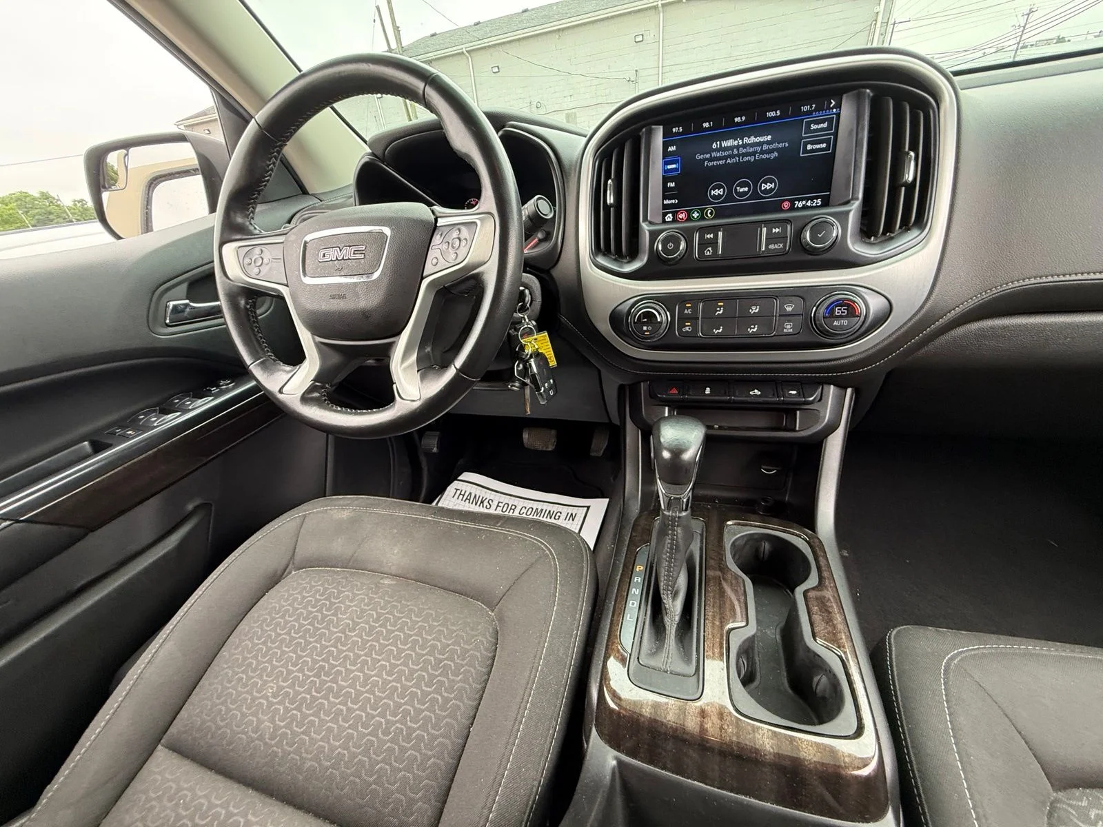 Used 2022 Beige GMC Elevation image 3