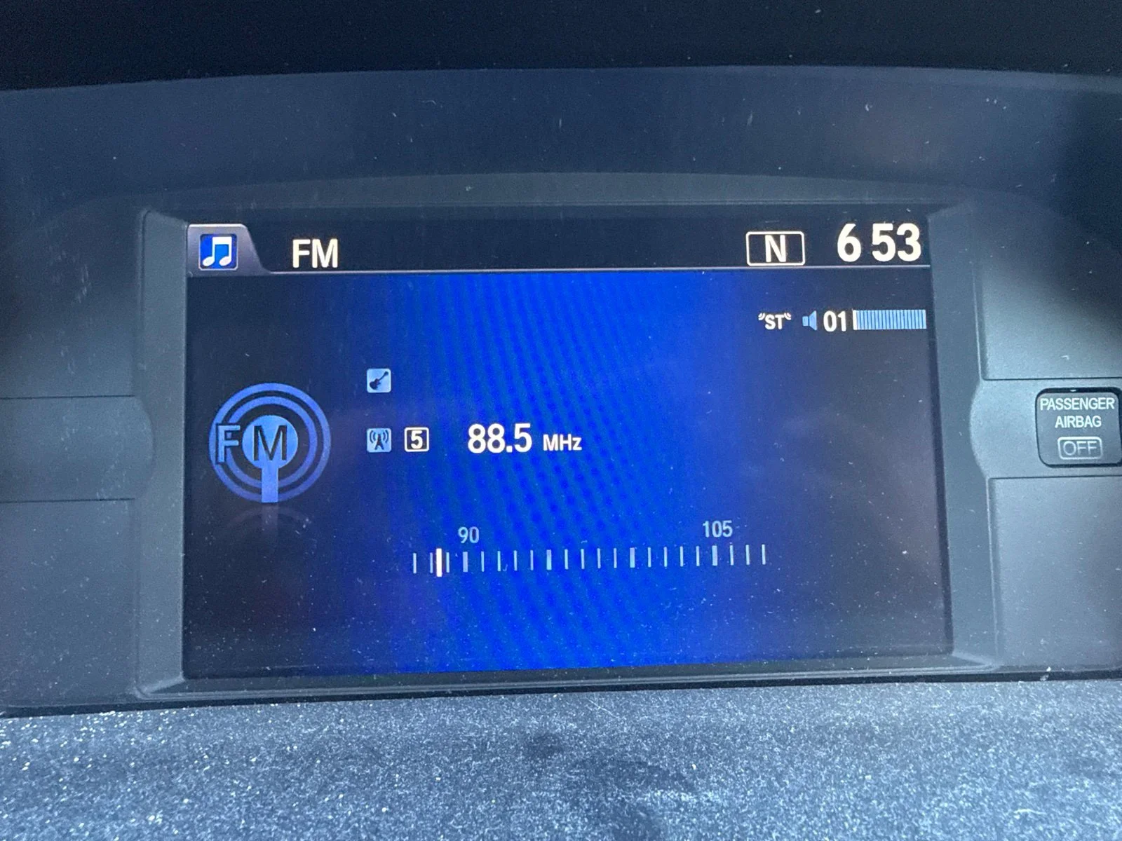 Used 2014 Gray Honda EX-L image 24