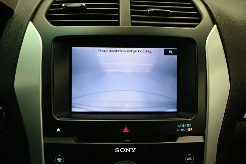 Used 2013 Black Ford Limited image 23