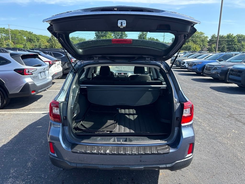 Used 2017 Blue Subaru 2.5i image 8