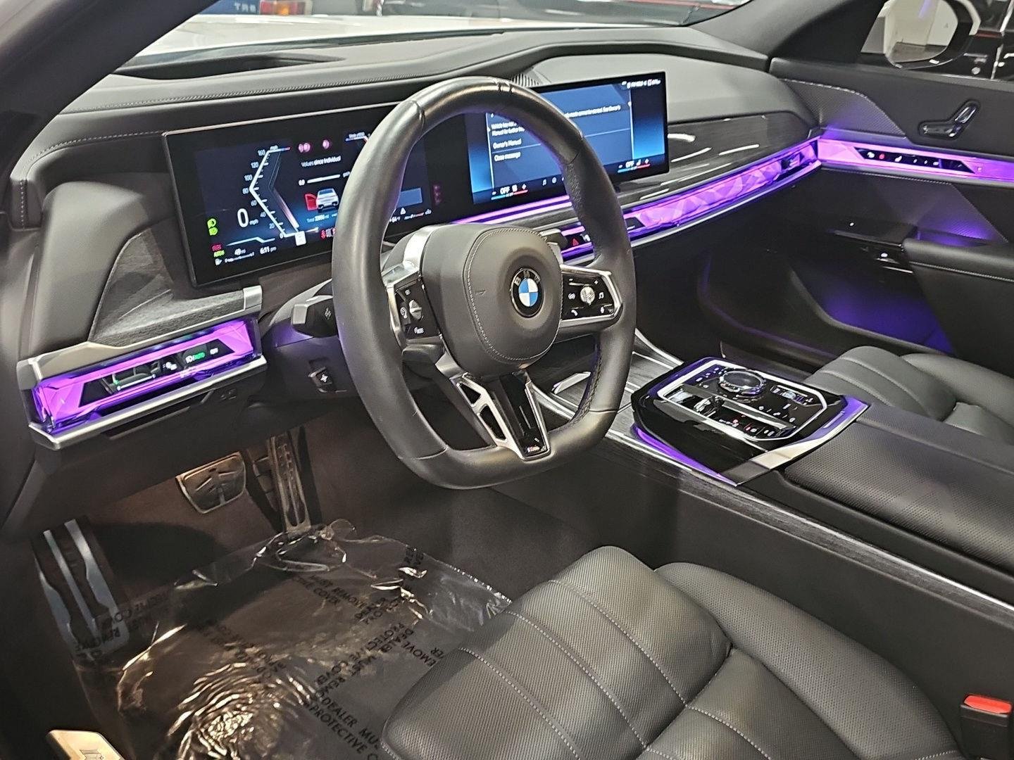 Used 2024 Mineral White BMW 760i xDrive image 13