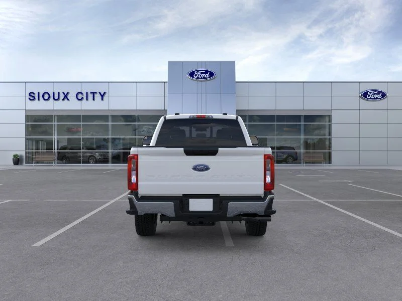 New 2026 Oxford White Ford F-250® XLT image 5