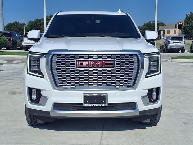 Used 2022 White GMC Denali image 2