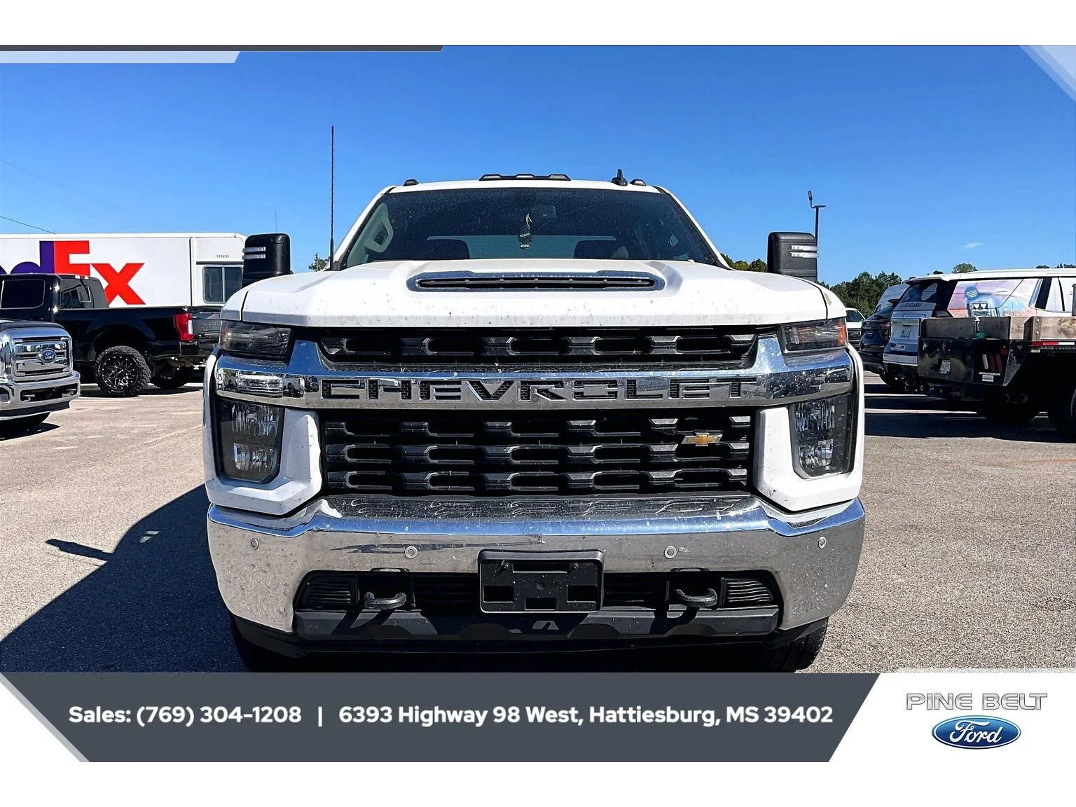 Used 2021 Summit White Chevrolet LT image 5