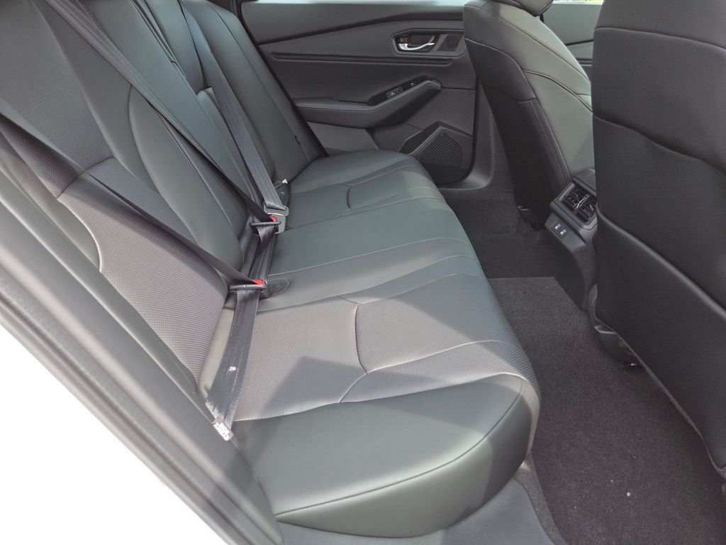New 2026 Platinum White Pearl Honda Touring image 29