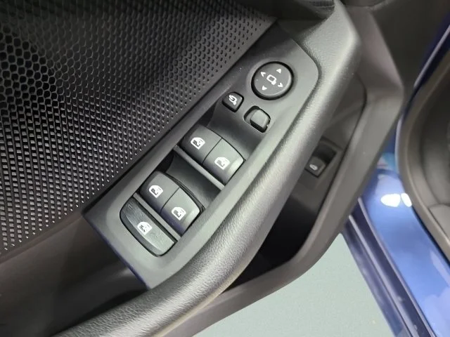 Used 2023 Phytonic Blue Metallic BMW 228i xDrive image 21