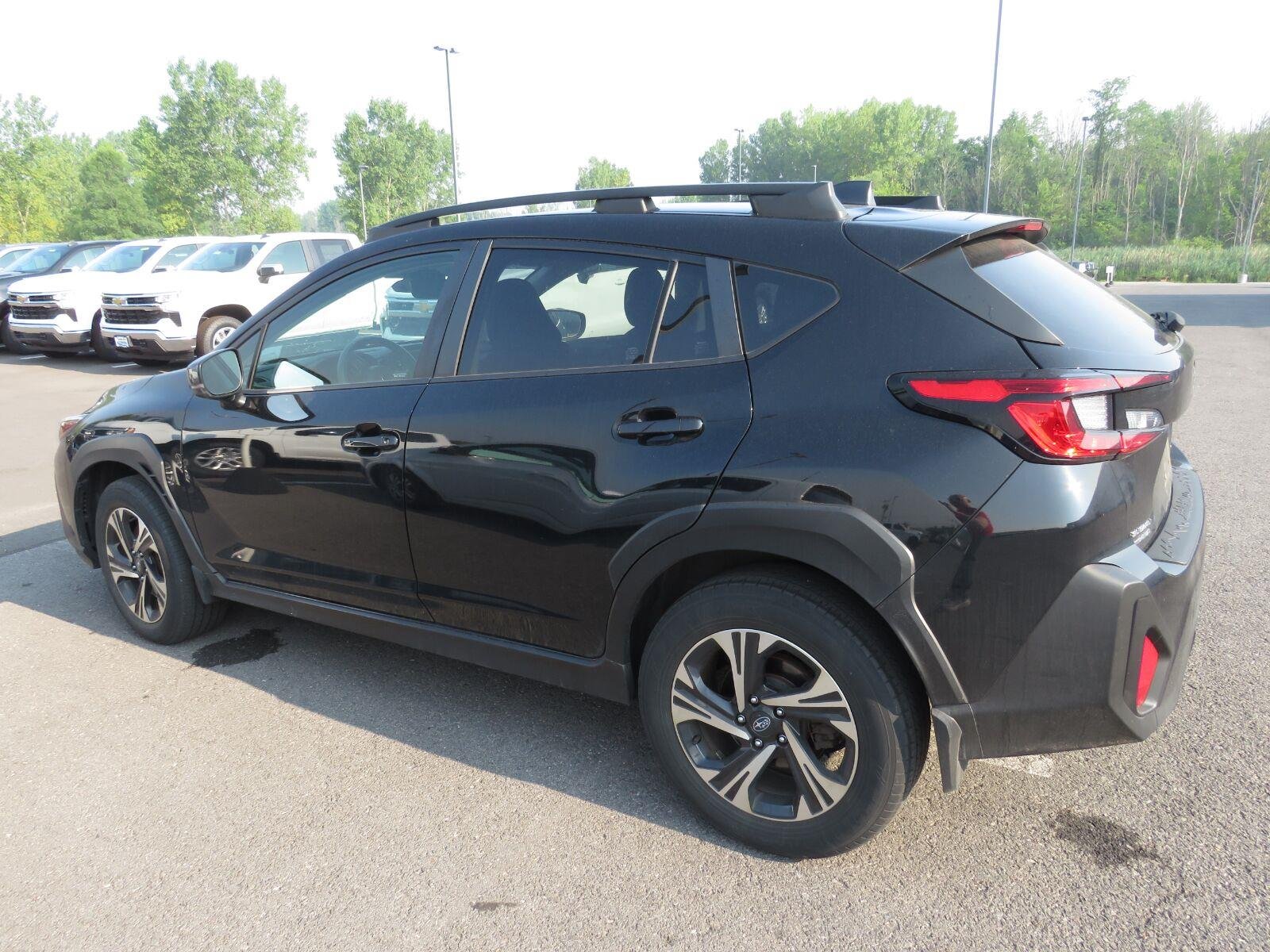 Used 2024 Crystal Black Silica Subaru Premium image 12