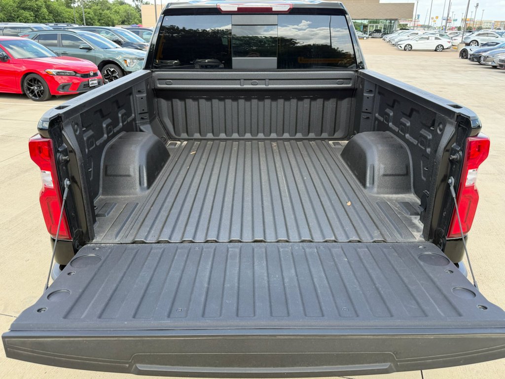 Used 2025 Black Chevrolet LTZ image 31