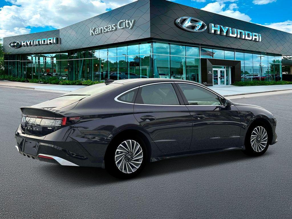 New 2026 Carbon Blue Hyundai Limited image 8