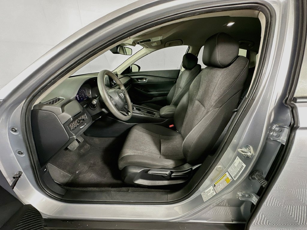 Certified Used 2024 Solar Silver Metallic Honda LX image 18