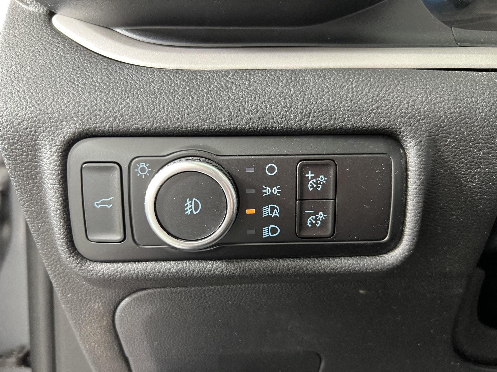 Used 2023 Gray Metallic Ford XLT image 16