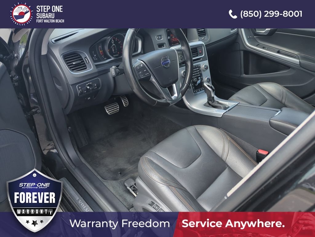 Used 2018 Black Volvo T5 image 11