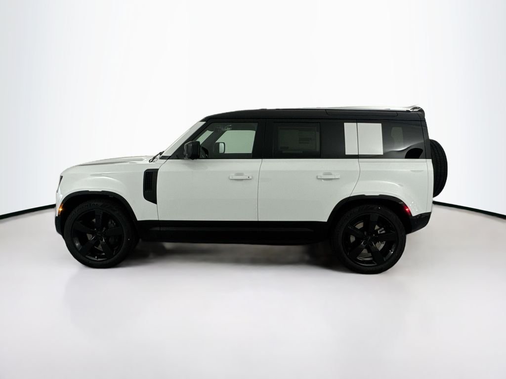 New 2026 Fuji White Land Rover X-Dynamic SE image 8