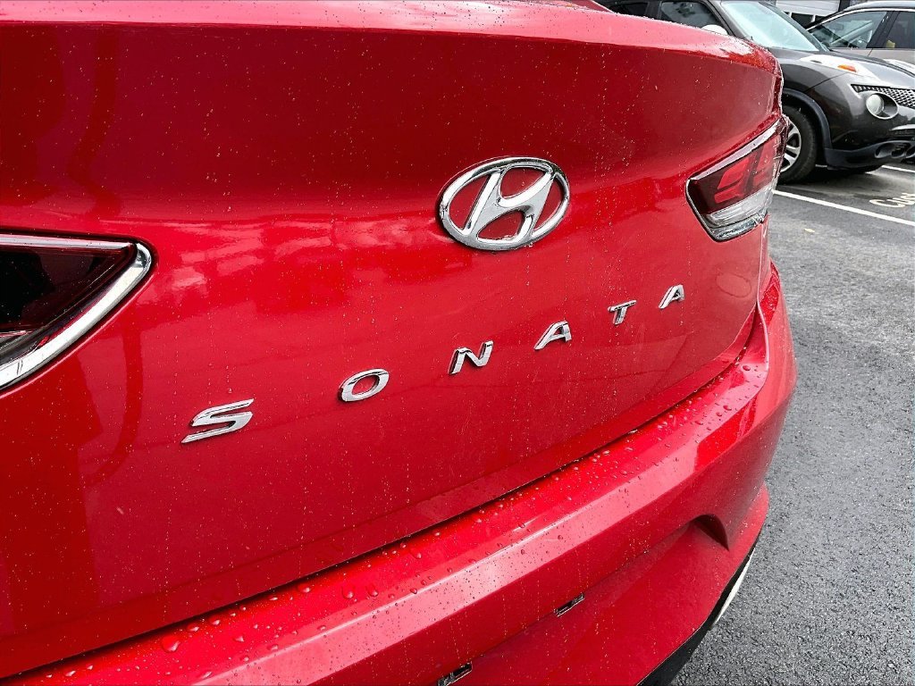 Used 2018 Red Hyundai SEL image 25