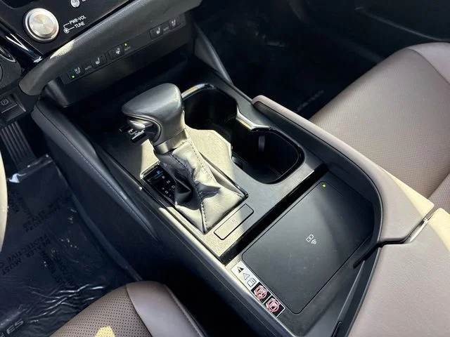Used 2024 Black Lexus 350 image 21