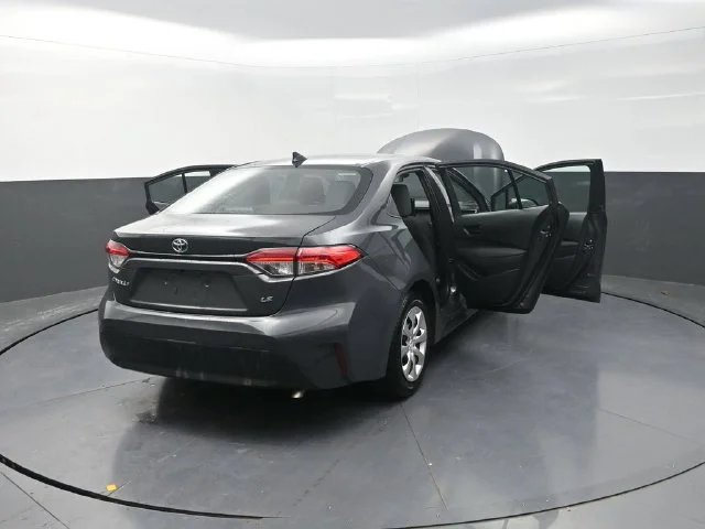 Used 2025  Toyota LE image 44