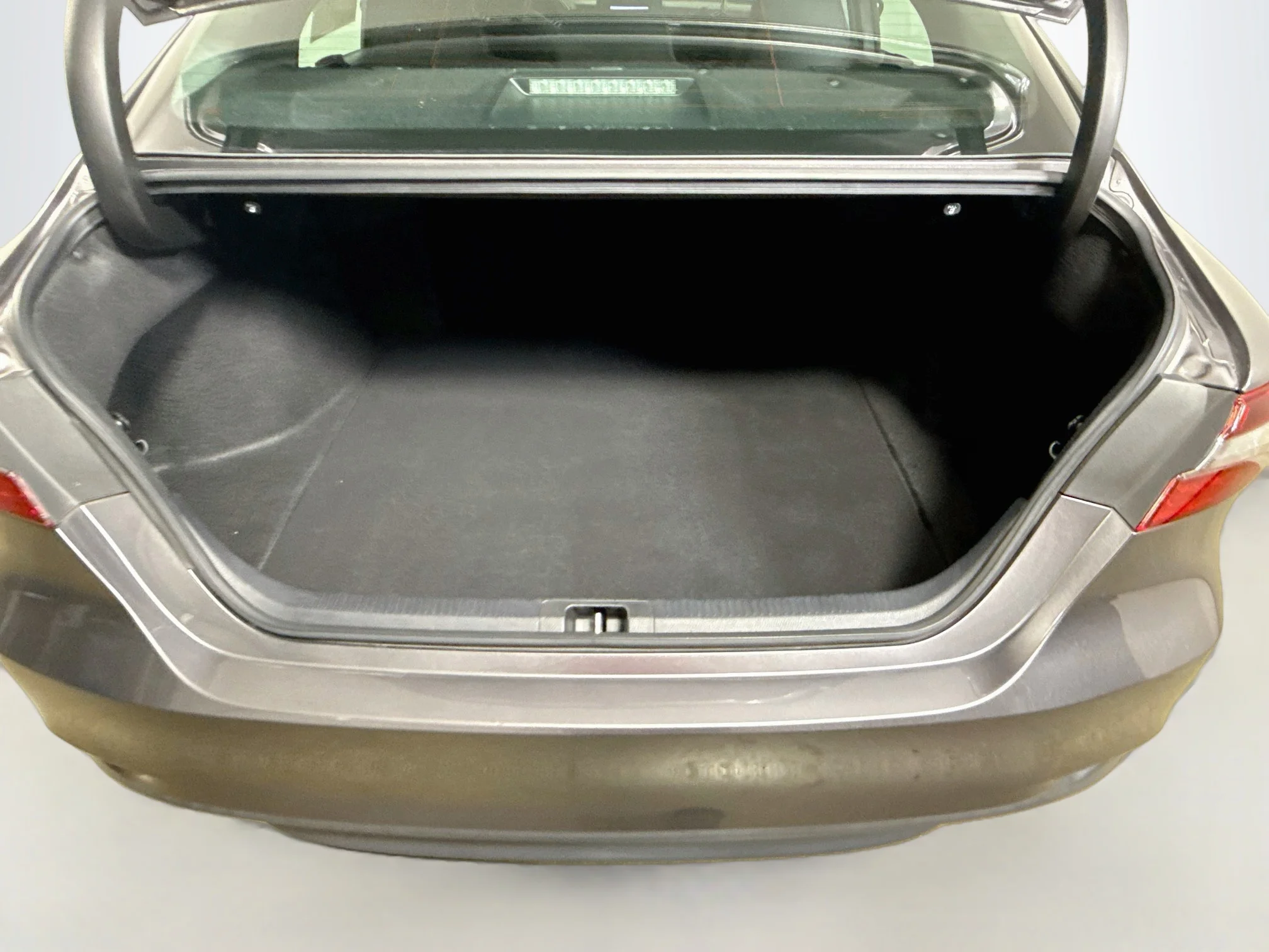 Certified Used 2022 Predawn Gray Mica Toyota LE image 24