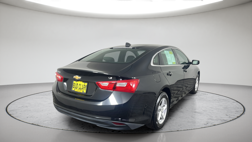 Used 2016 Black Chevrolet LS image 5