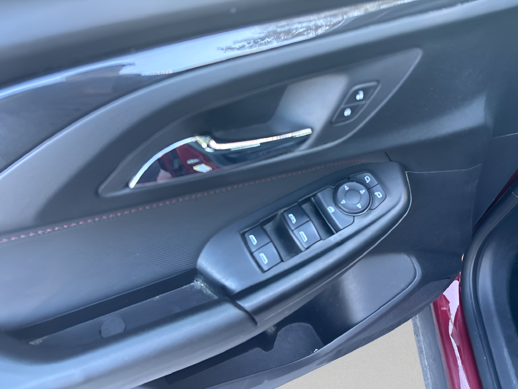 Used 2023 Red Chevrolet RS image 25
