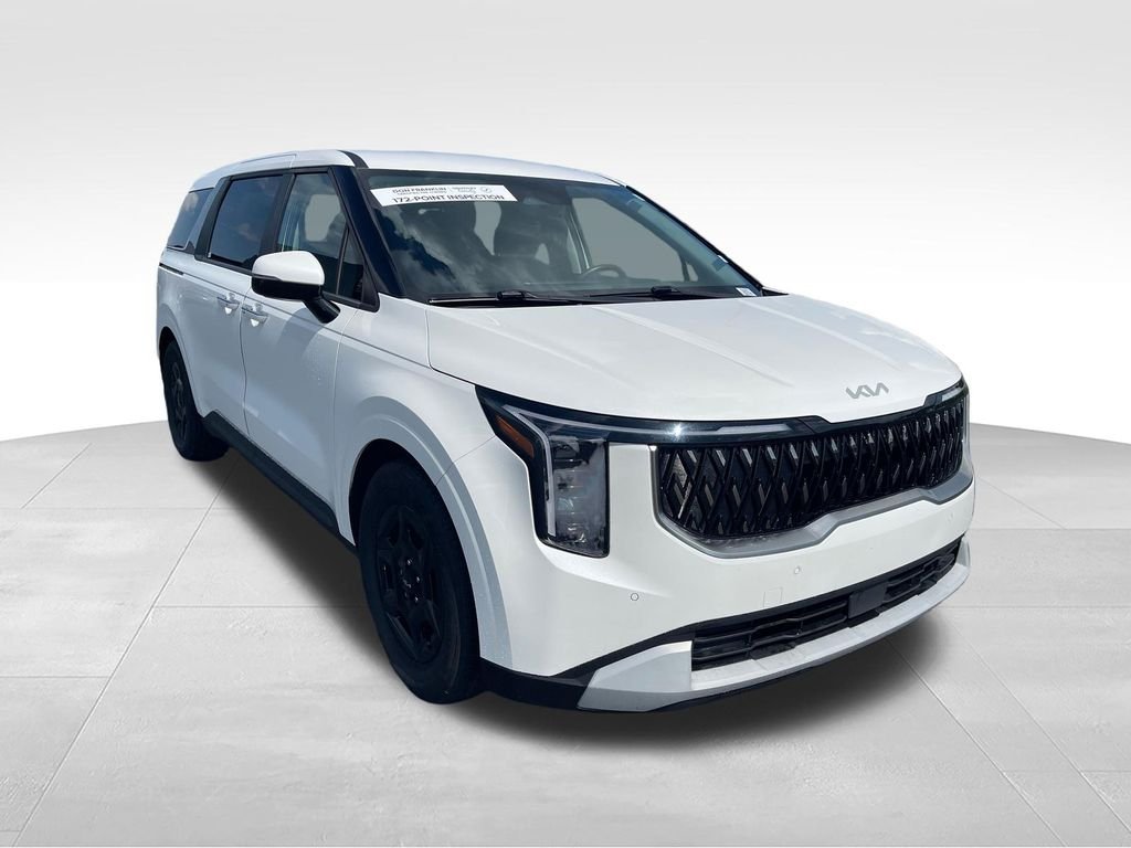 Used 2025 White Kia LXS image 7