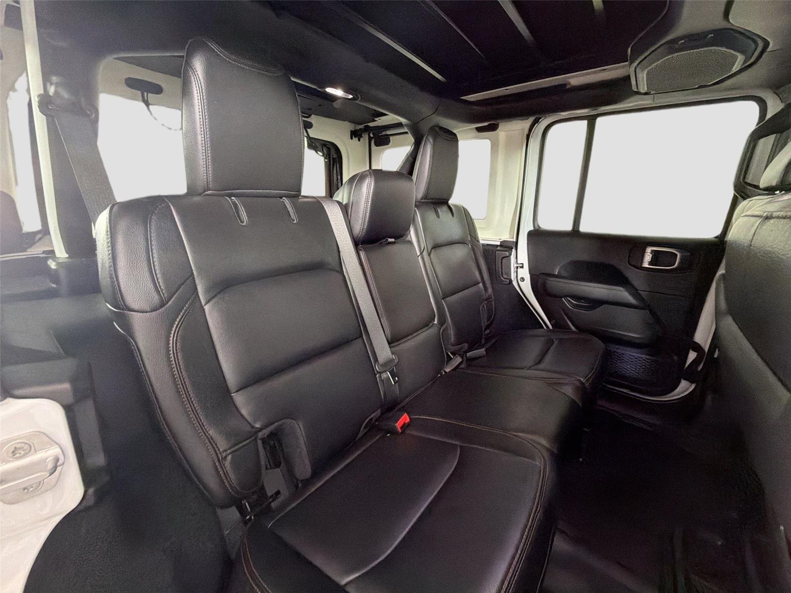 Used 2022 Bright White Jeep Unlimited Rubicon 392 image 24
