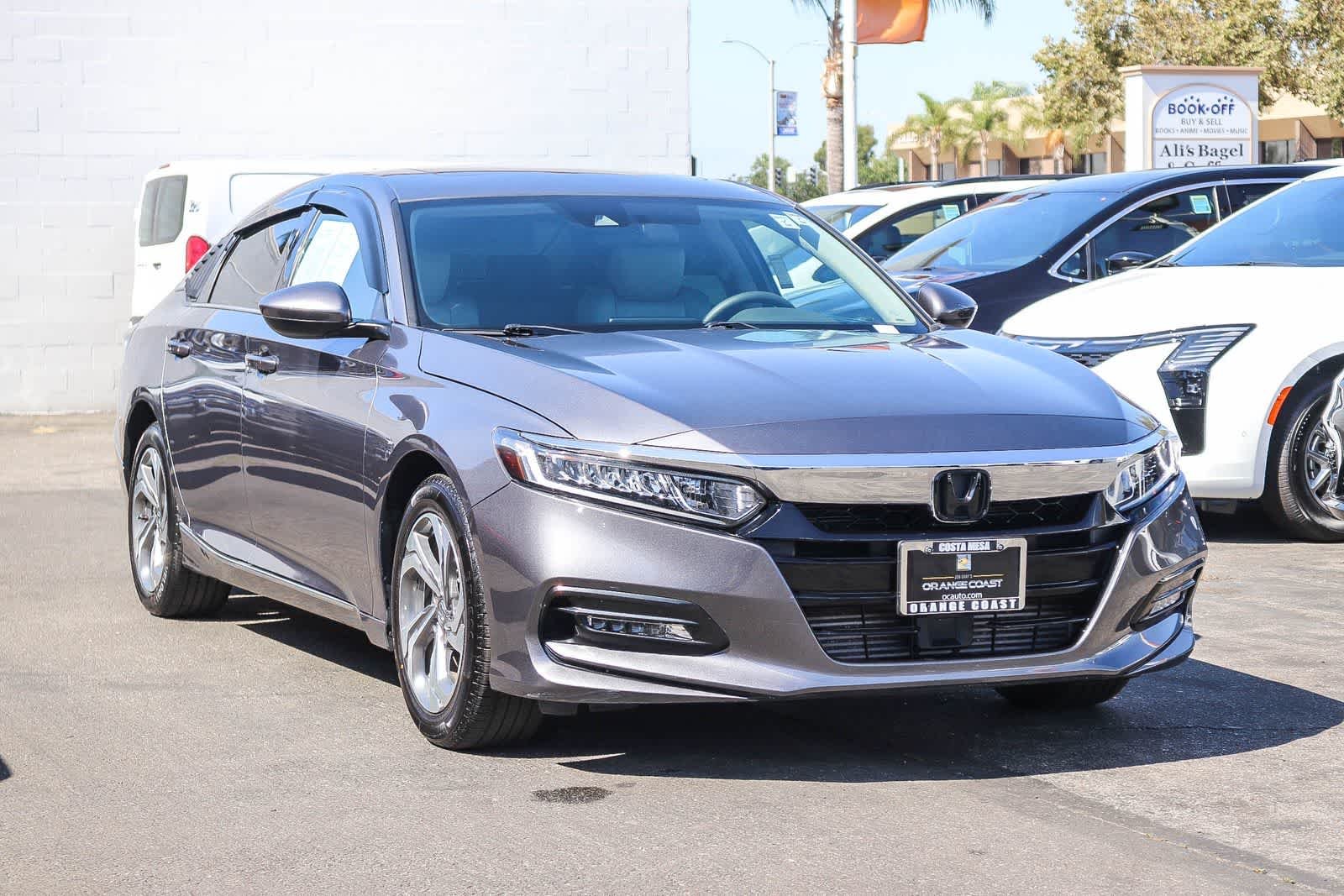 Used 2020 Modern Steel Metallic Honda EX image 3
