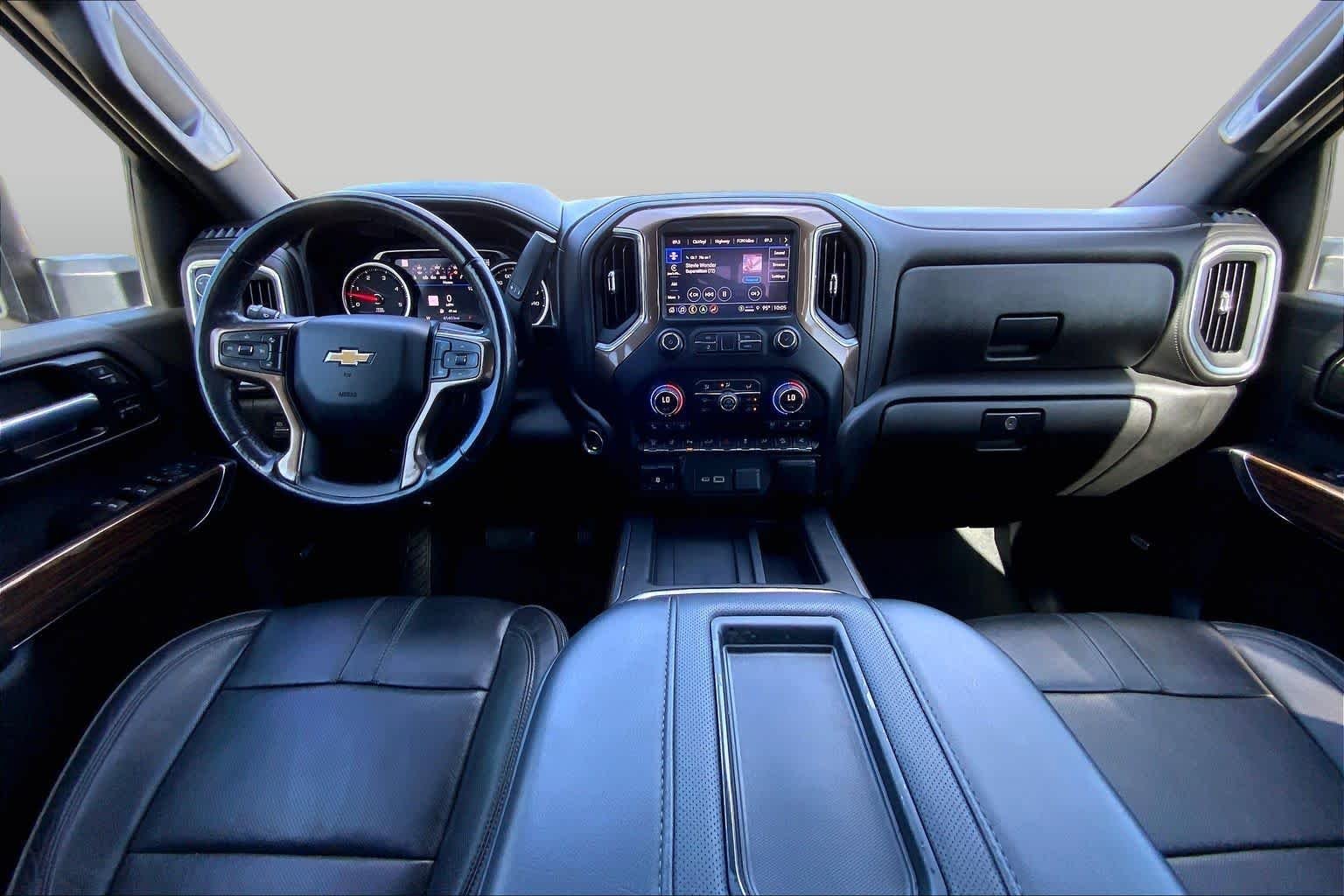 Used 2022 Black Chevrolet High Country image 31