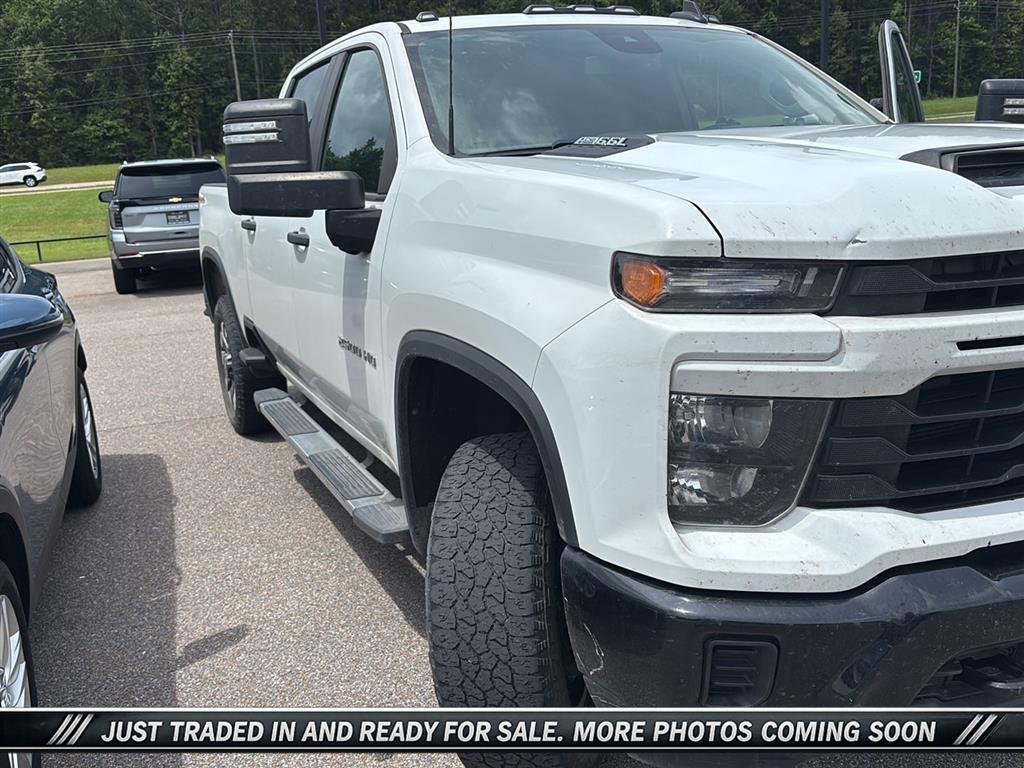 2024 Chevrolet Silverado HD Custom 4WD Crew Cab Standard Box's photo