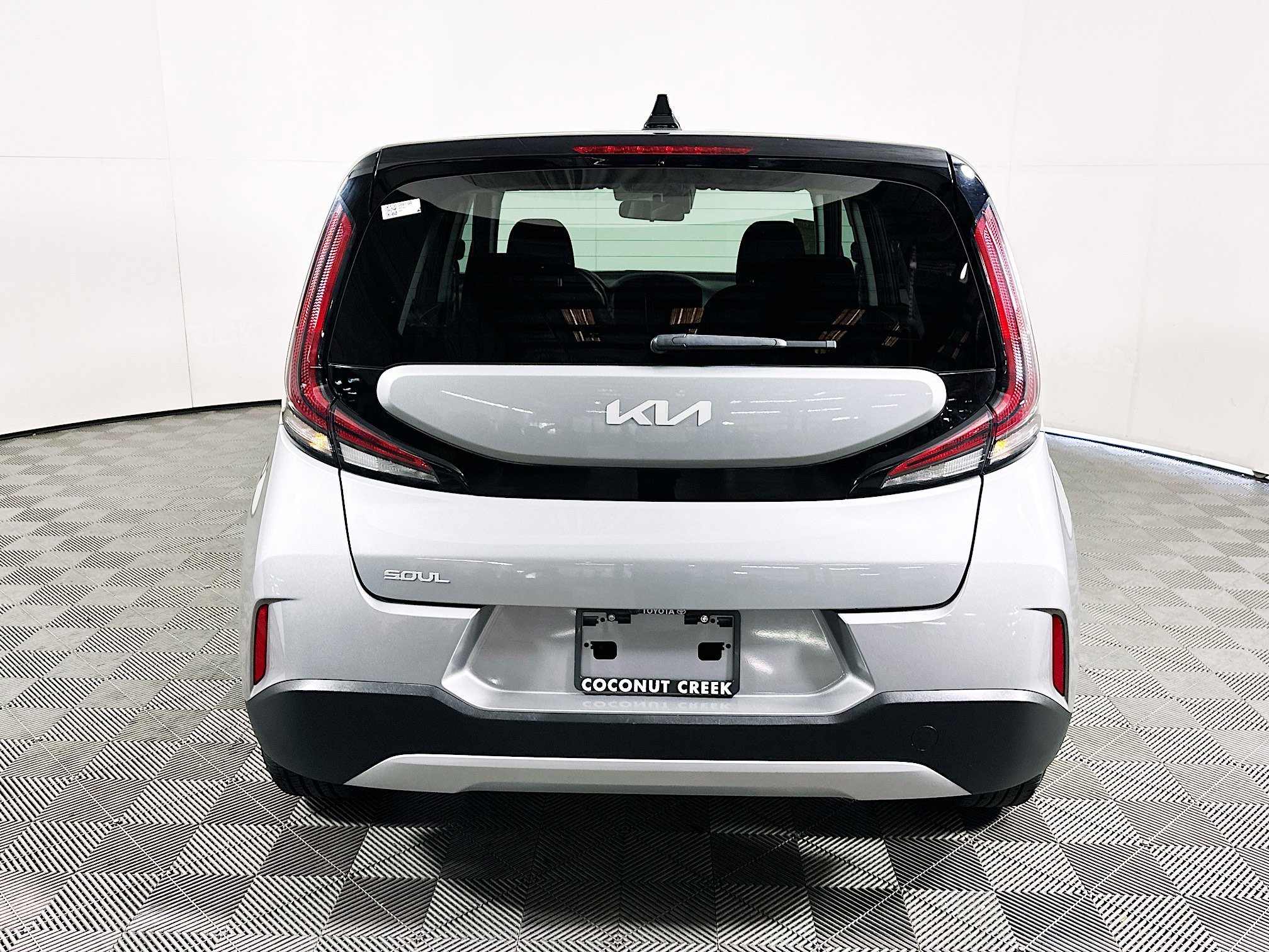 2024 Kia Soul thumbnail 7