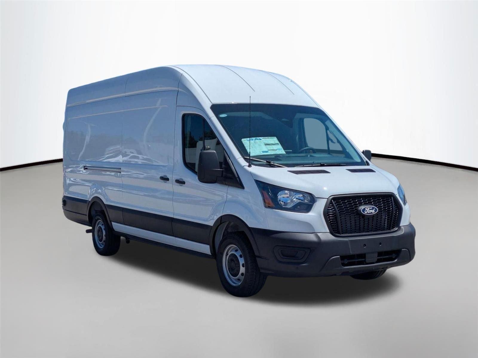 New 2026 Oxford White Ford Cargo Van image 3