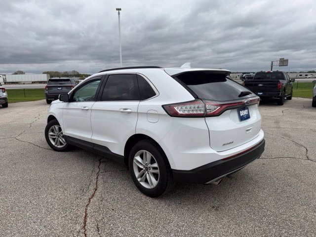 Used 2018 Oxford White Ford SEL image 5