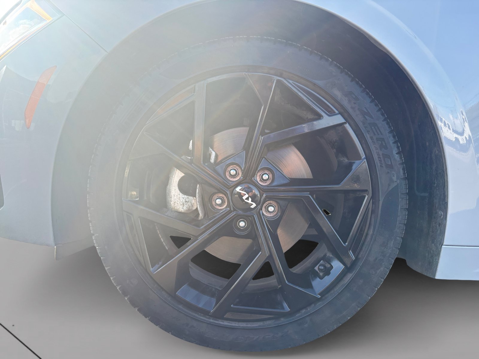 Used 2026 Wolf Gray Kia GT-Line image 9